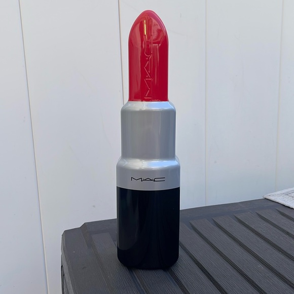 MAC Cosmetic - Red Lipstick Tin - Limited Edition - Picture 10 of 16